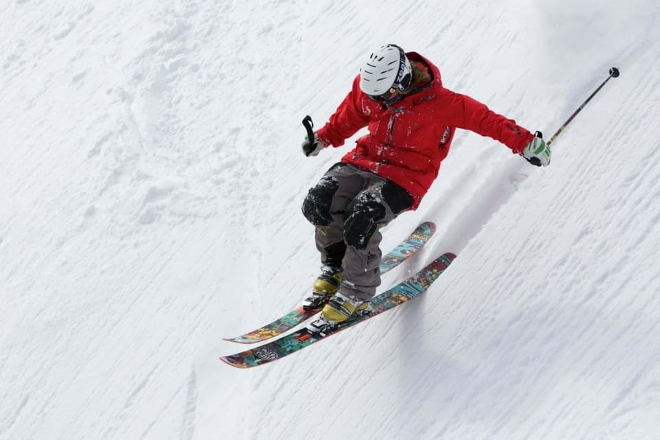 Skiing winner